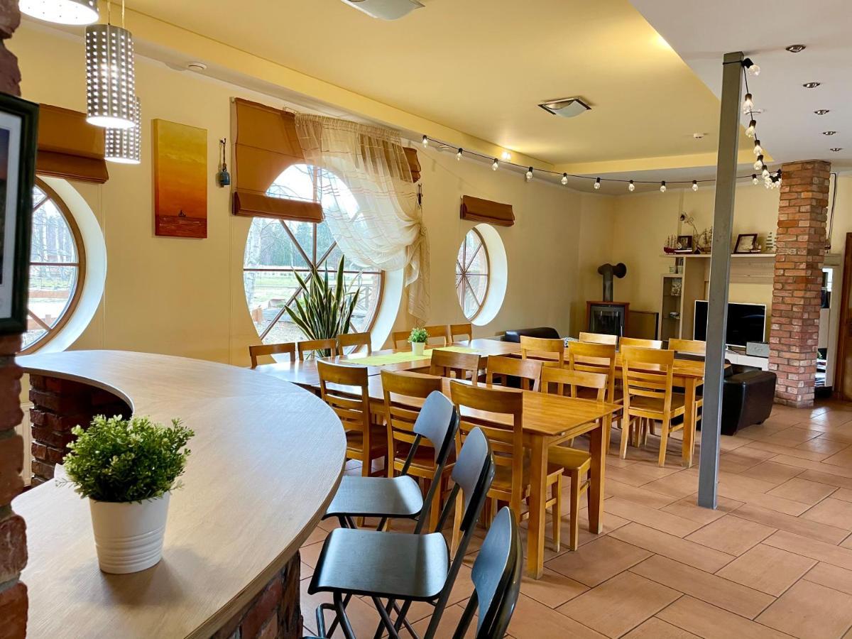 Hotel Piejuras Nams Ķesterciems Esterno foto