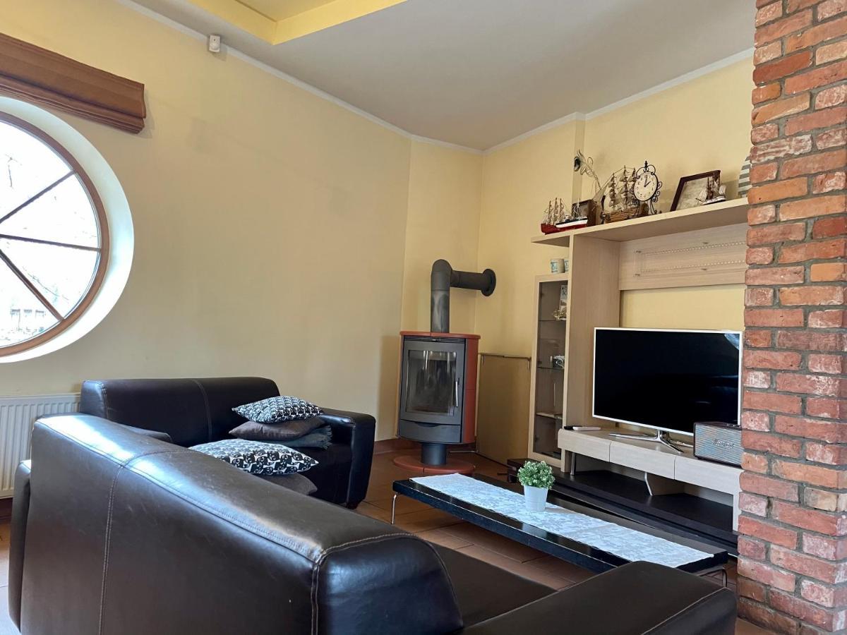 Hotel Piejuras Nams Ķesterciems Esterno foto