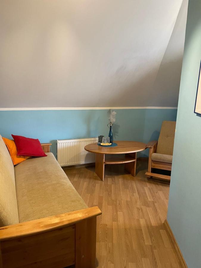 Hotel Piejuras Nams Ķesterciems Esterno foto