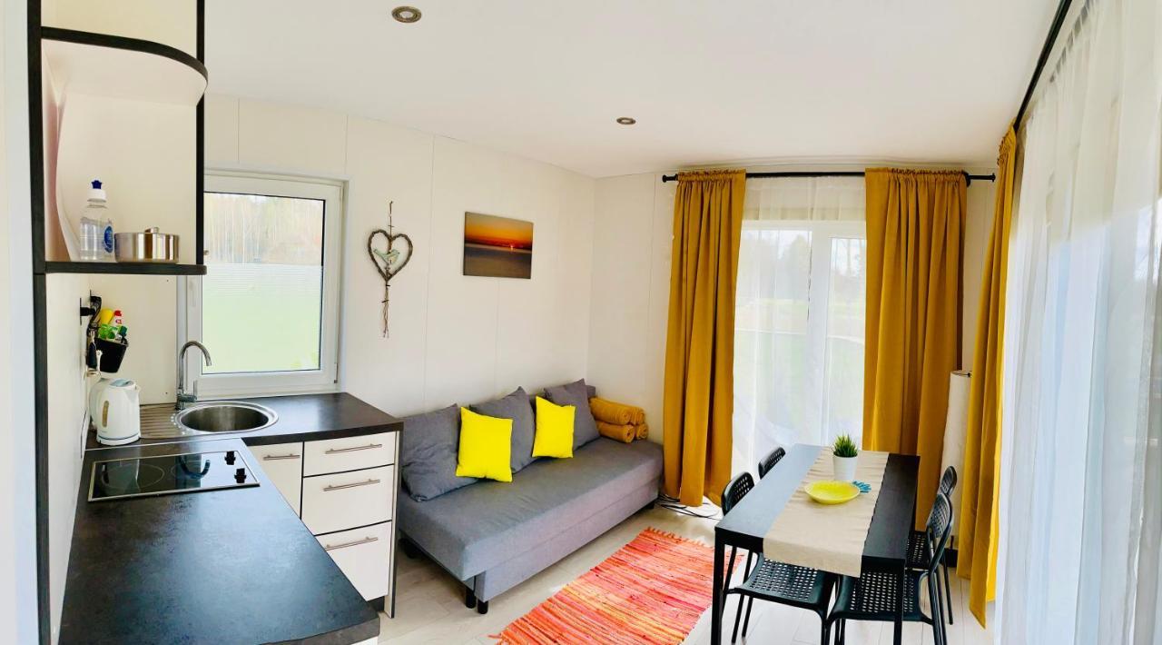 Hotel Piejuras Nams Ķesterciems Esterno foto