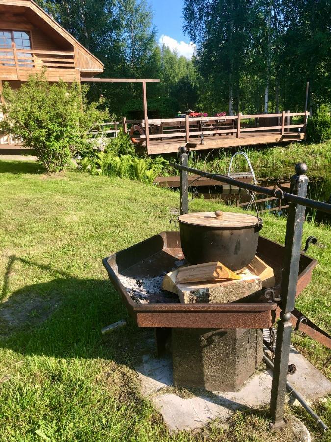 Hotel Piejuras Nams Ķesterciems Esterno foto